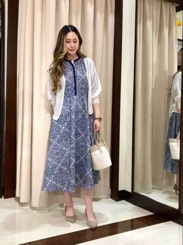 ANY SIS STAFF コーディネート画像