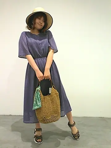 ANY SIS 川根　彩 コーディネート画像