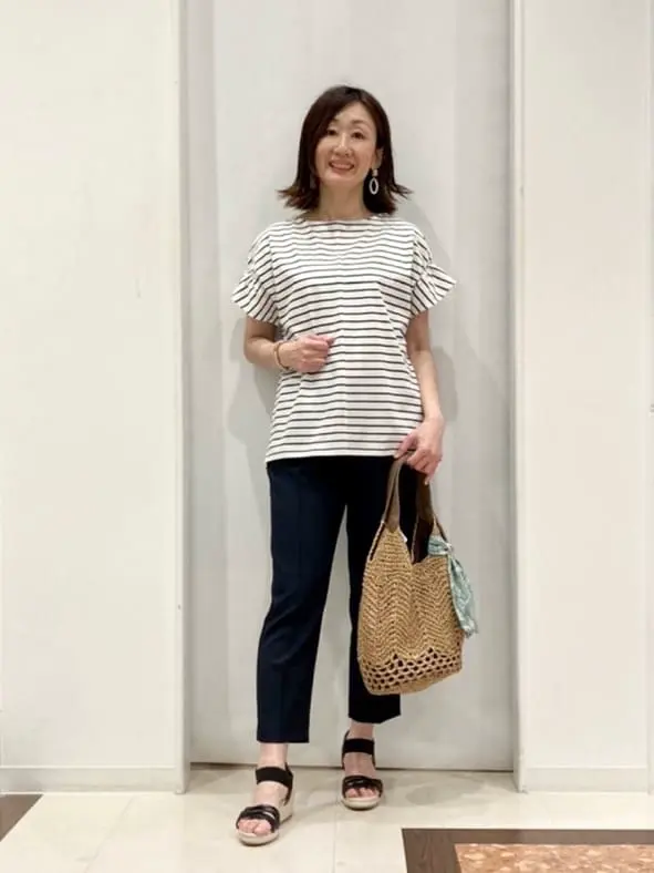 ANY SIS スタッフ コーディネート画像