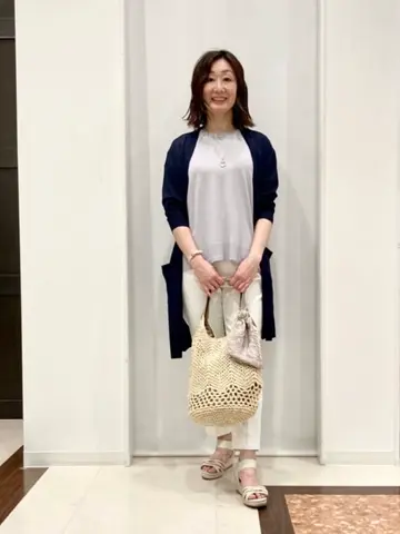 ANY SIS スタッフ コーディネート画像