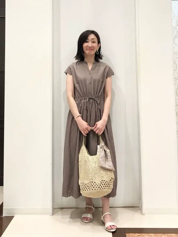 ANY SIS スタッフ コーディネート画像