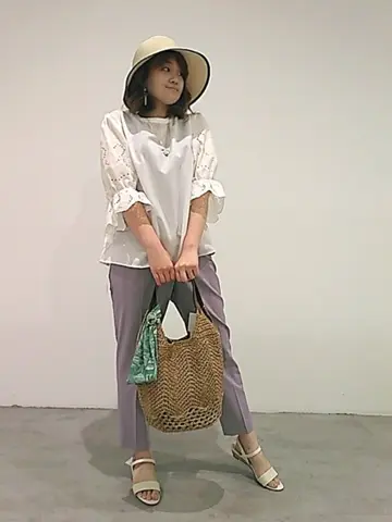 ANY SIS 川根　彩 コーディネート画像