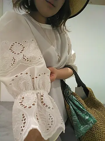 ANY SIS 川根　彩 コーディネート画像