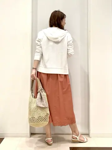 ANY SIS 横田 コーディネート画像