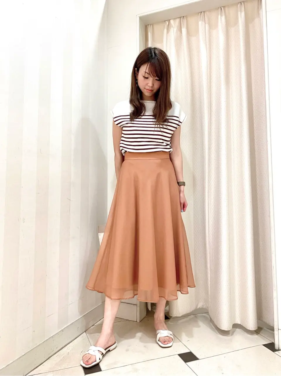 ANY SIS 金井 コーディネート画像