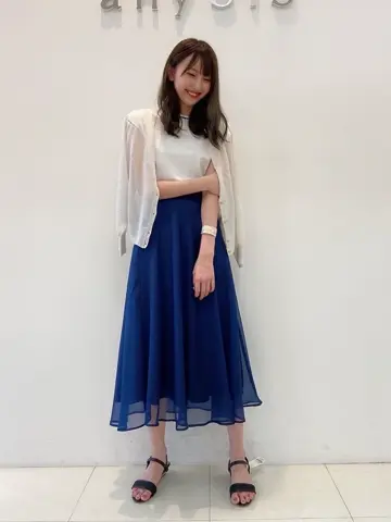 ANY SIS スタッフ コーディネート画像