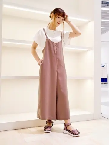 ANY SIS 福本 加奈 コーディネート画像