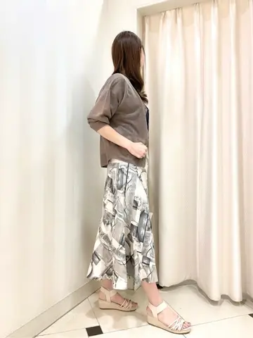 ANY SIS 金井 コーディネート画像