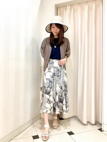 ANY SIS 金井 コーディネート画像