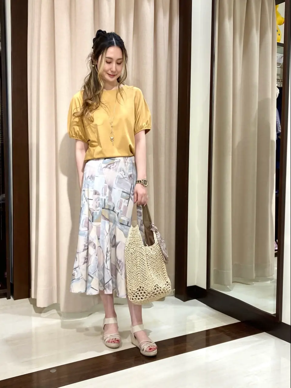 ANY SIS STAFF コーディネート画像