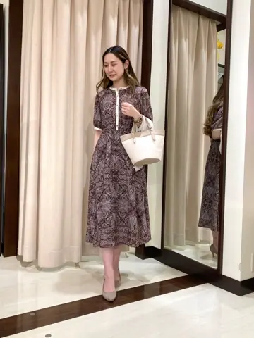 ANY SIS STAFF コーディネート画像