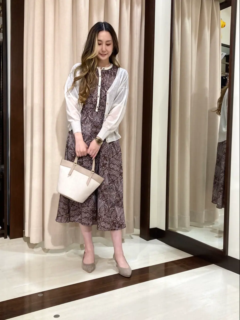 ANY SIS STAFF コーディネート画像