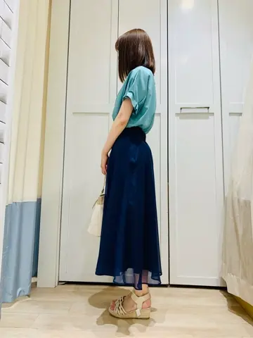 ANY SIS スタッフ コーディネート画像