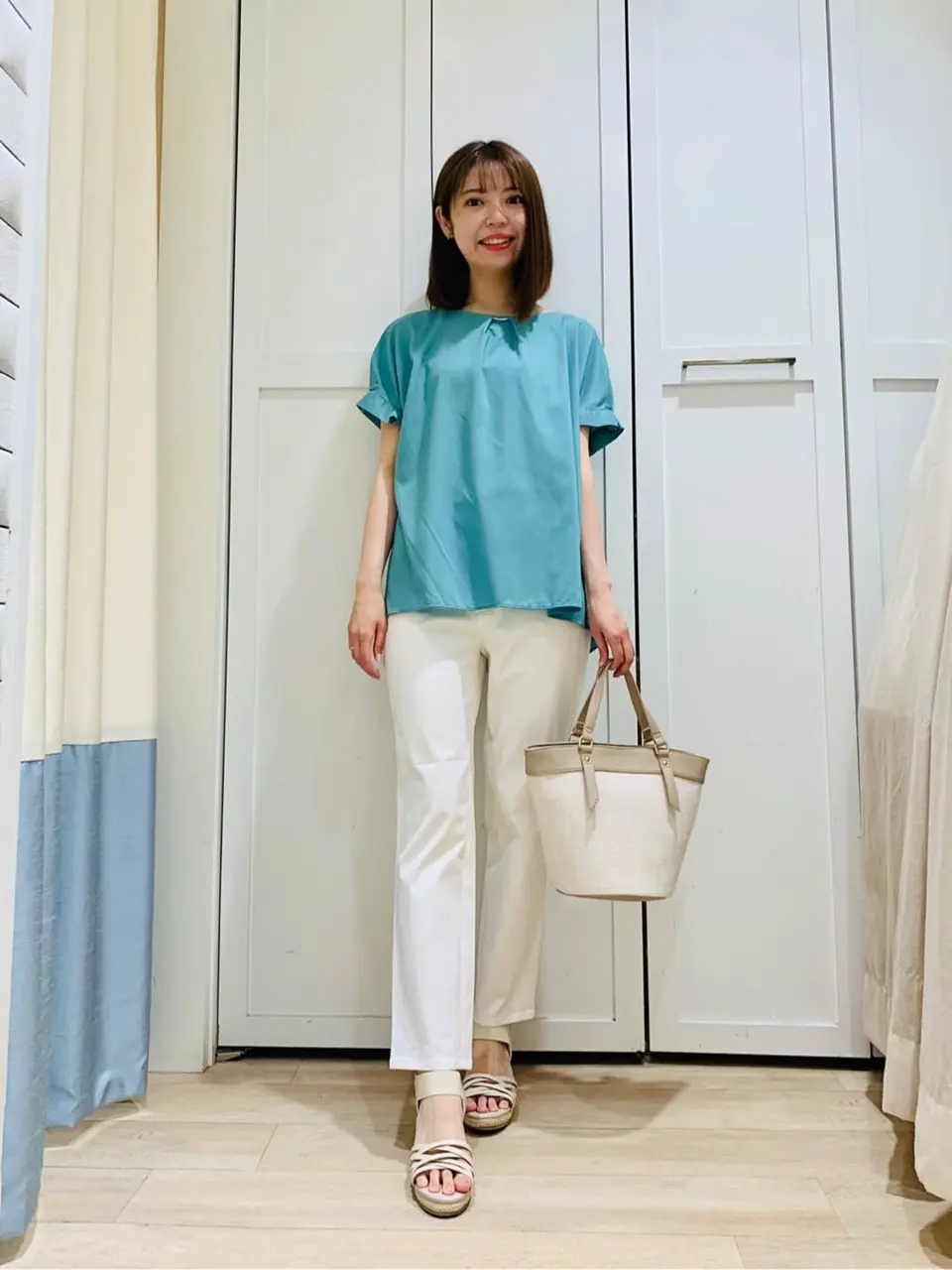 ANY SIS スタッフ コーディネート画像