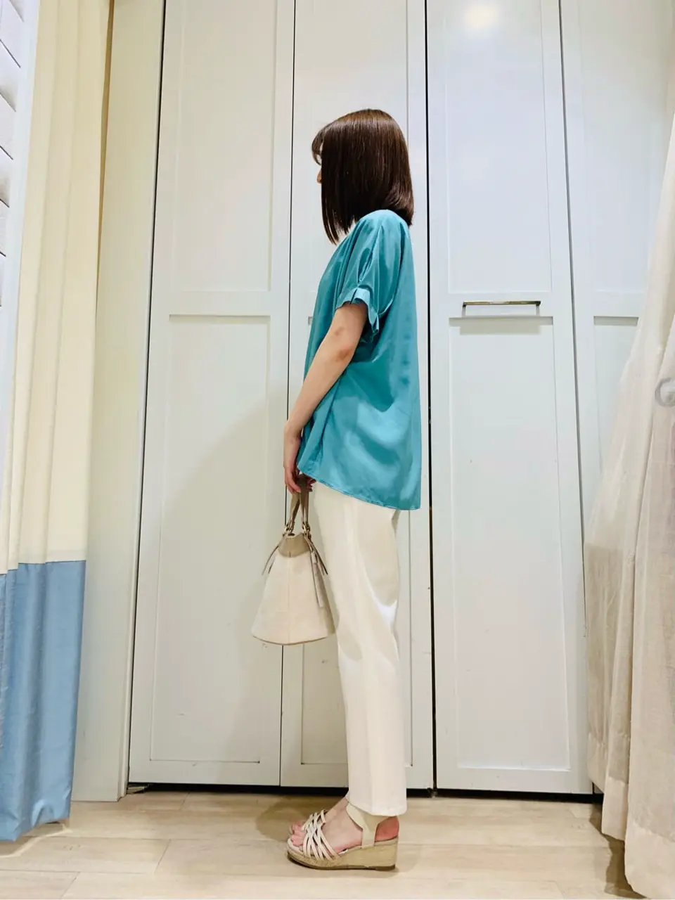 ANY SIS スタッフ コーディネート画像