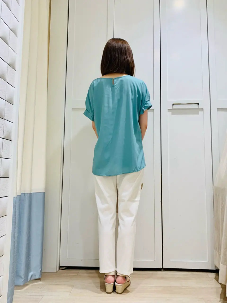 ANY SIS スタッフ コーディネート画像