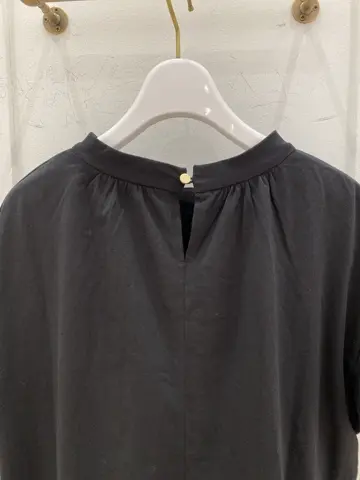 ANY SIS 瀬野 コーディネート画像