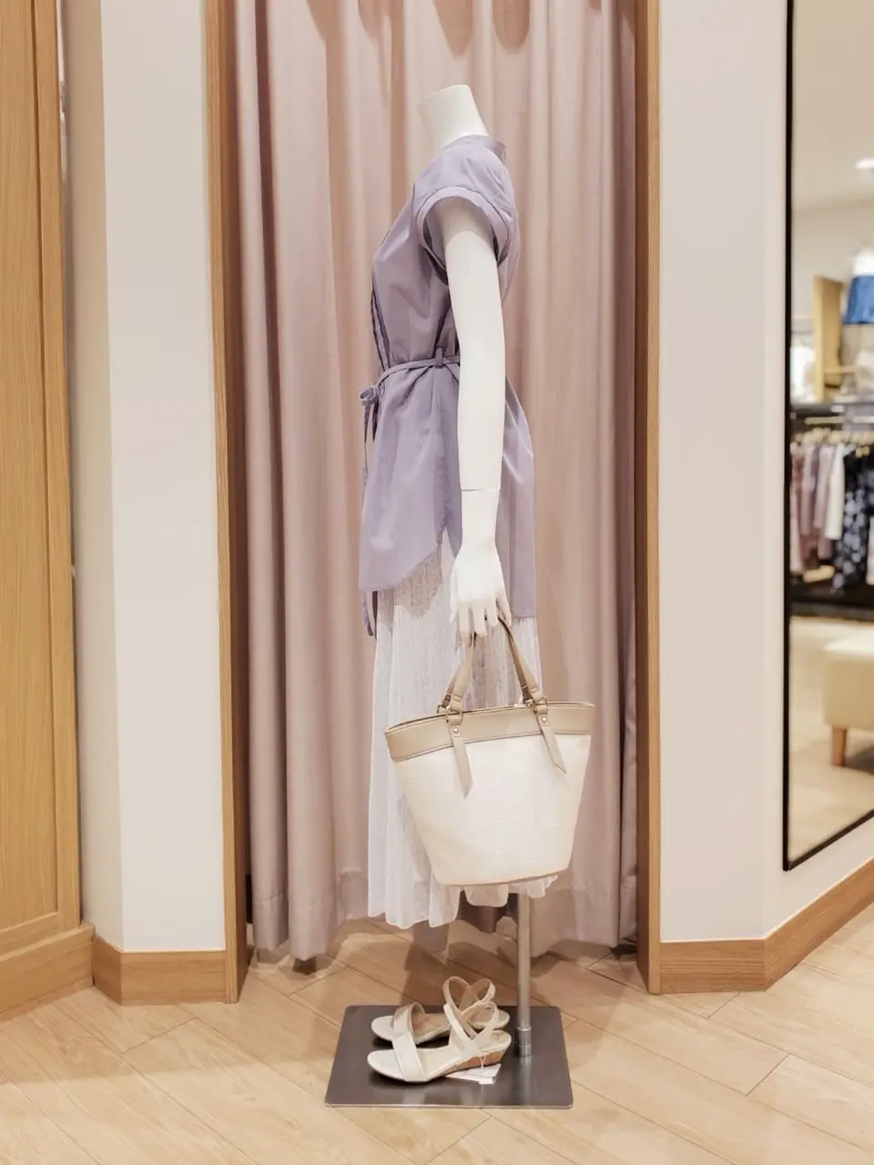 ANY SIS 岩田 コーディネート画像