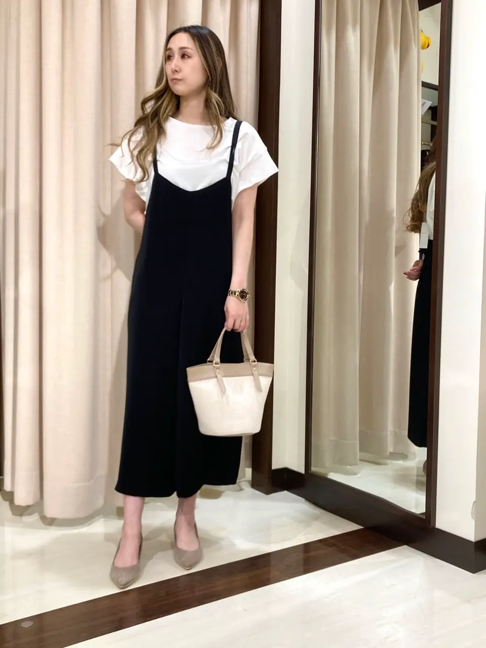 ANY SIS STAFF コーディネート画像