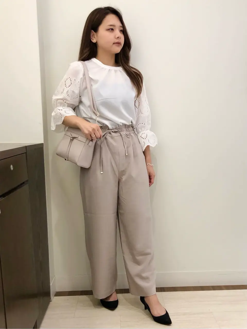 ANY SIS スタッフ コーディネート画像