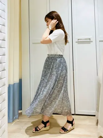 ANY SIS 藤田 コーディネート画像