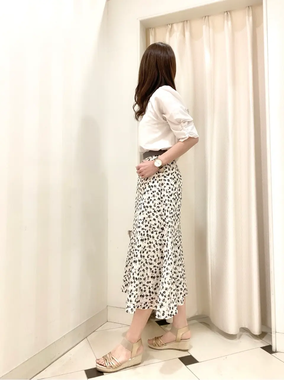 ANY SIS 金井 コーディネート画像