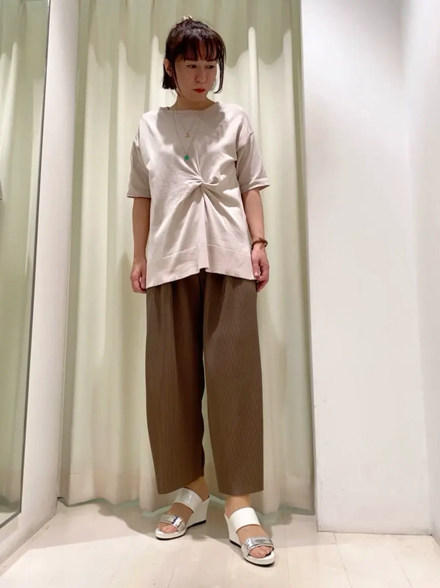 ANY SIS 山田 コーディネート画像