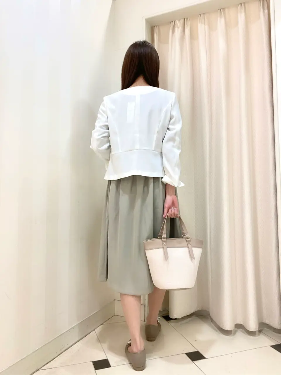 ANY SIS 金井 コーディネート画像