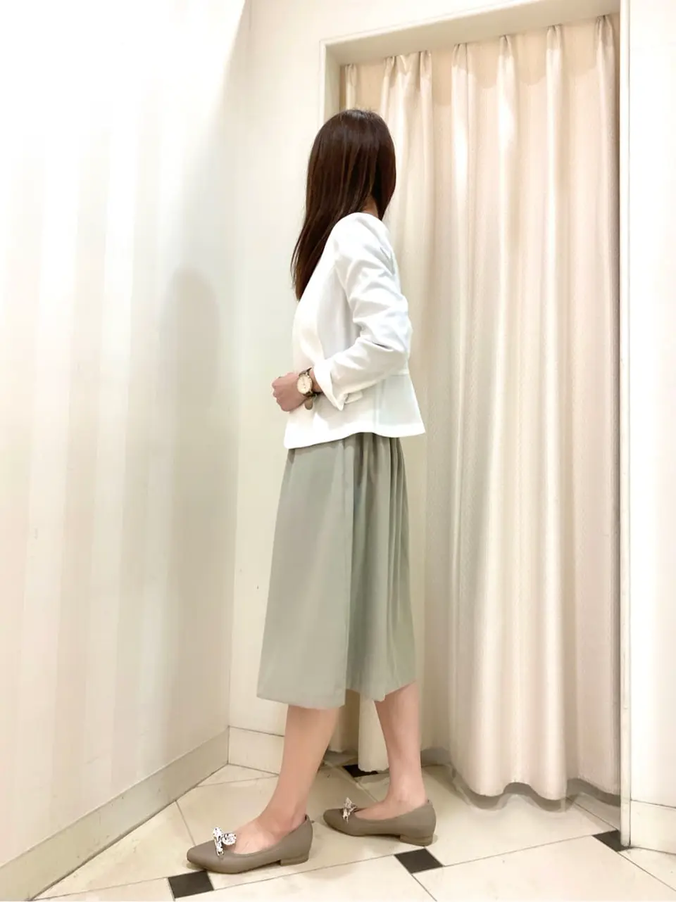 ANY SIS 金井 コーディネート画像