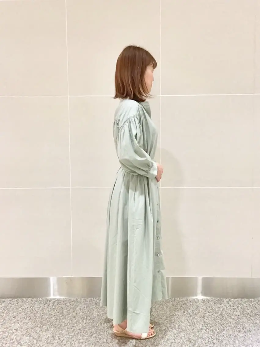 ANY SIS 浅野 コーディネート画像