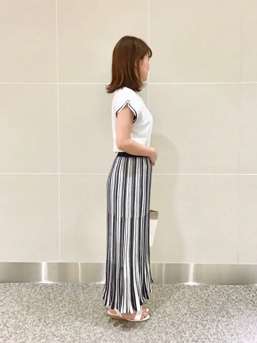 ANY SIS 浅野 コーディネート画像