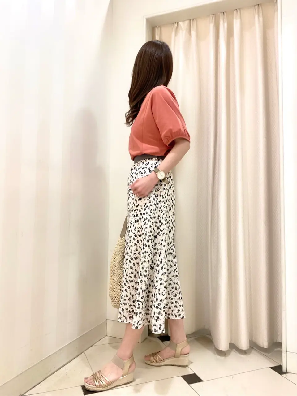 ANY SIS 金井 コーディネート画像