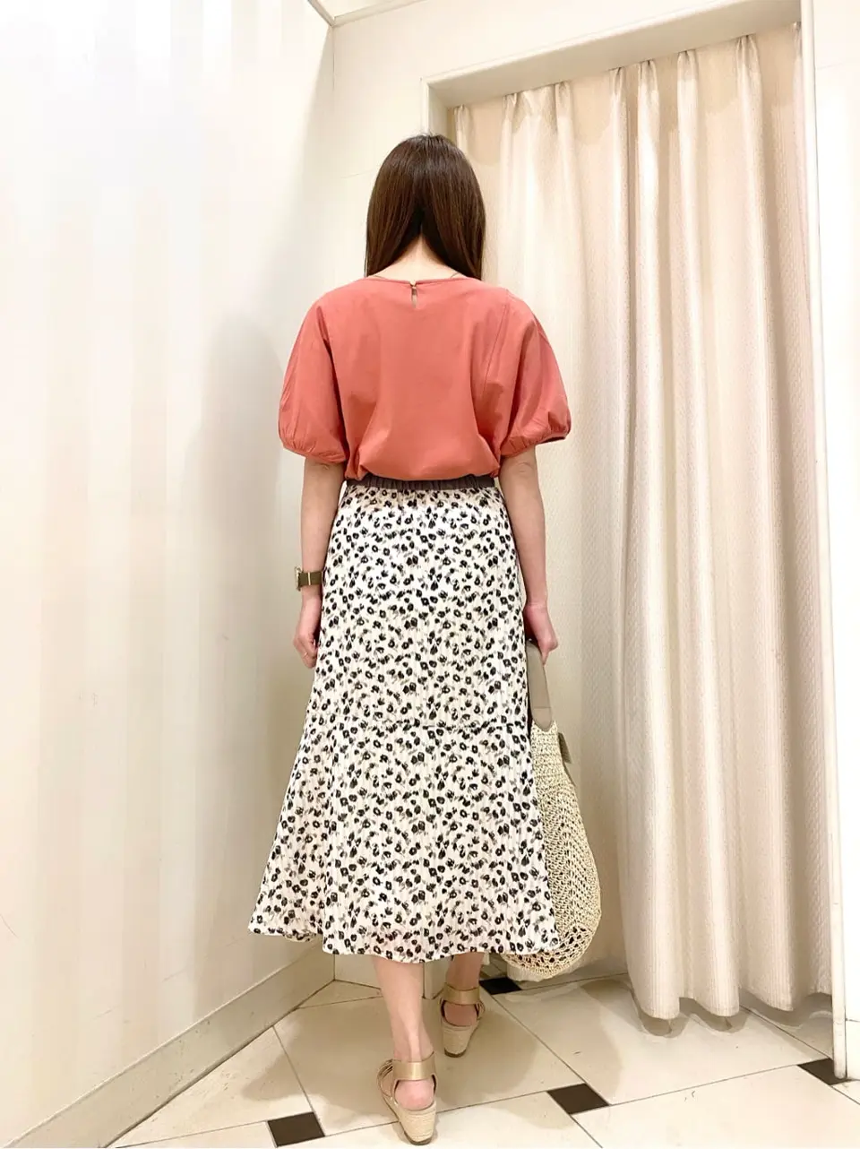 ANY SIS 金井 コーディネート画像