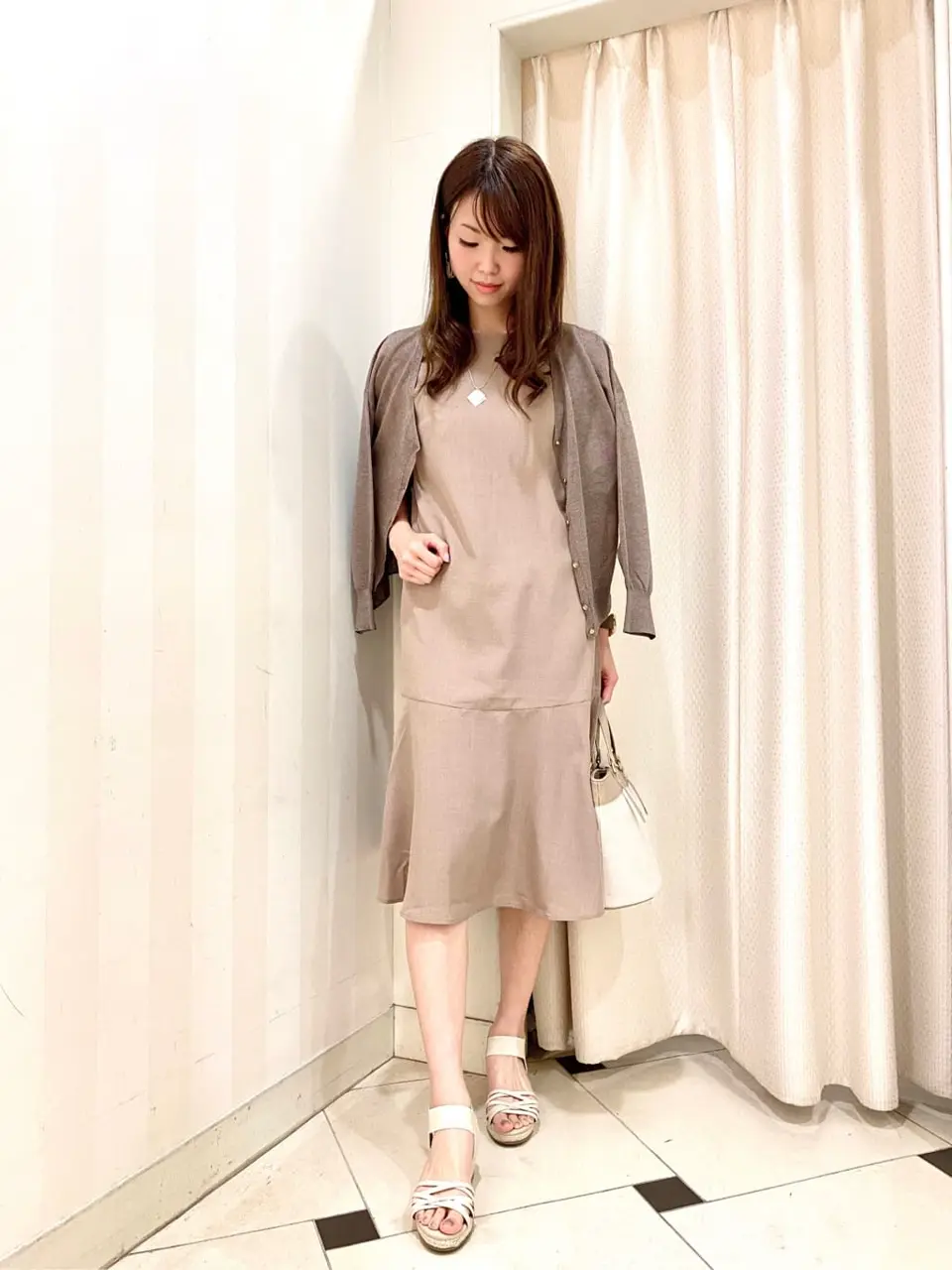 ANY SIS 金井 コーディネート画像