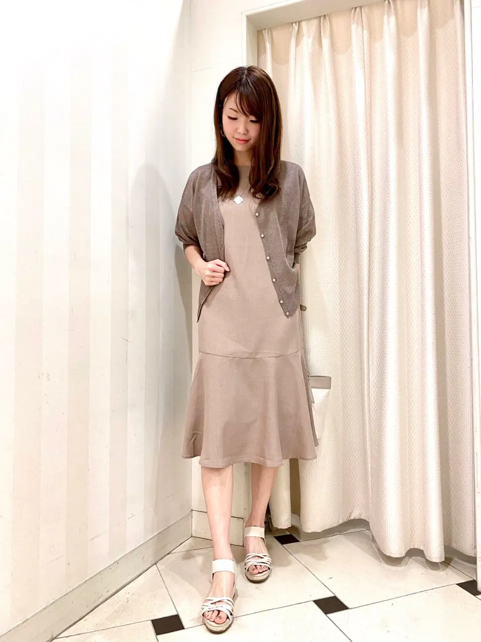 ANY SIS 金井 コーディネート画像