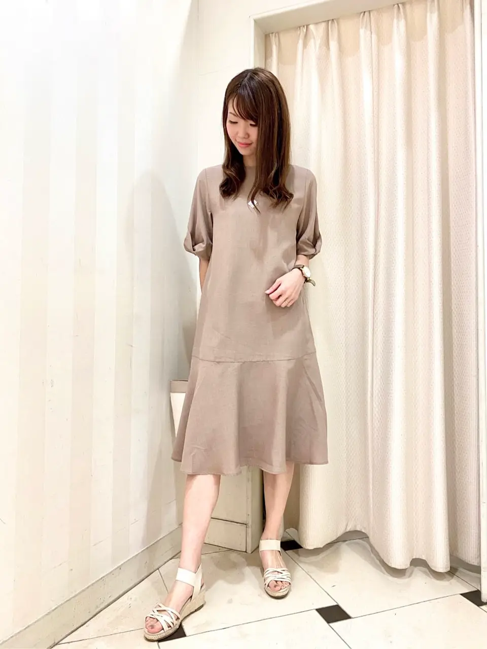 ANY SIS 金井 コーディネート画像