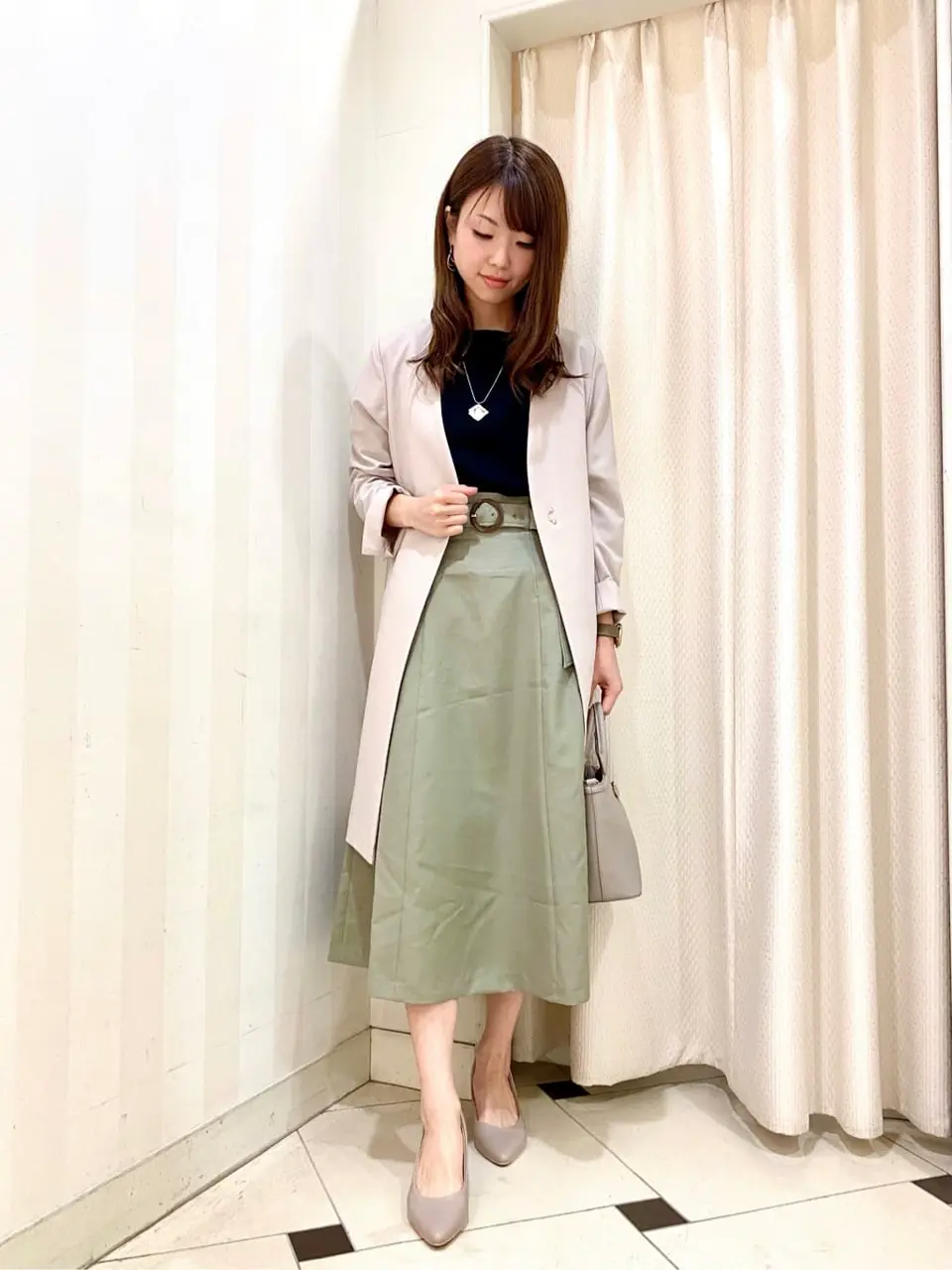 ANY SIS 金井 コーディネート画像