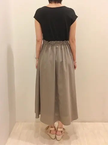 ANY SIS 藤森 コーディネート画像