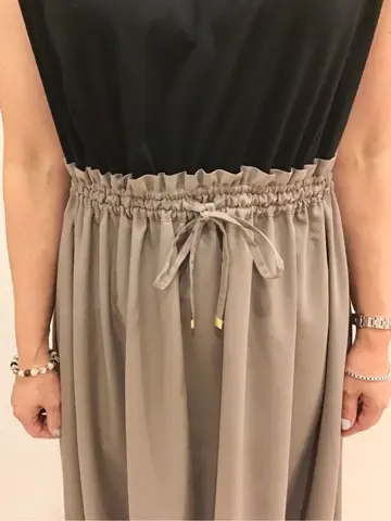 ANY SIS 藤森 コーディネート画像