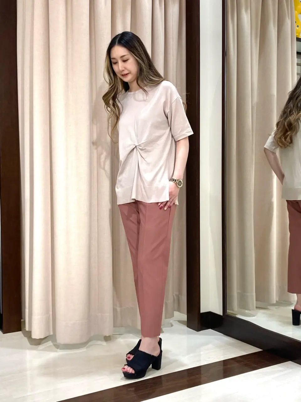 ANY SIS STAFF コーディネート画像