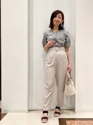 ANY SIS スタッフ コーディネート画像