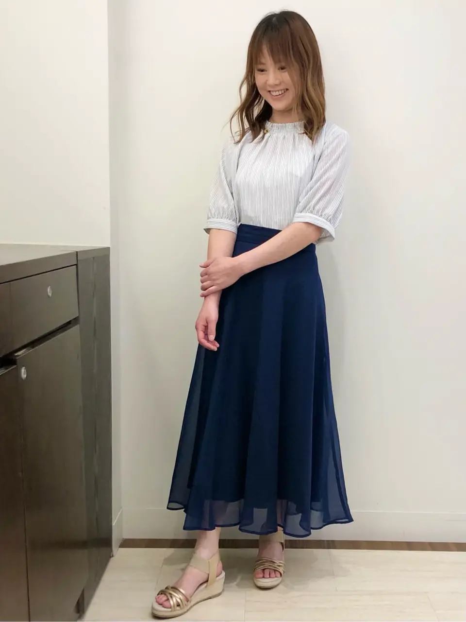 ANY SIS スタッフ コーディネート画像