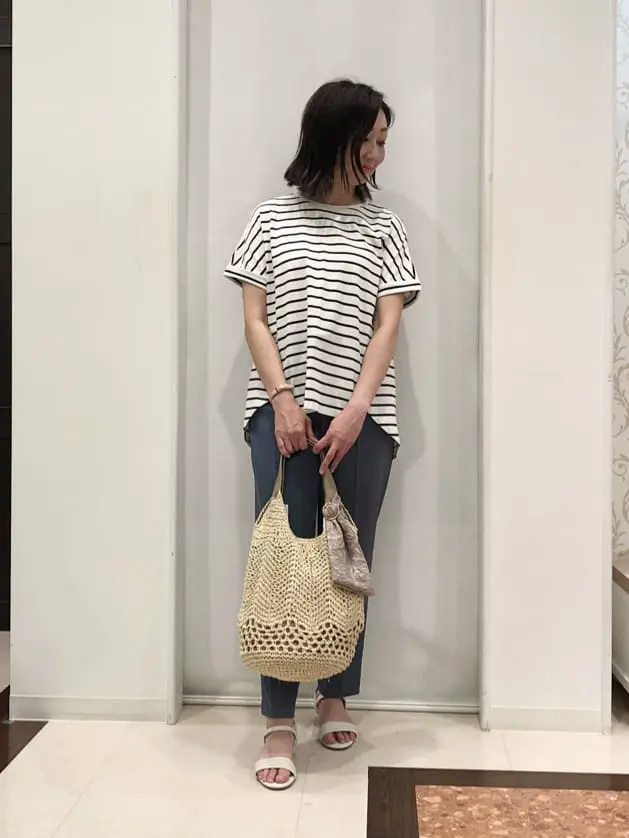 ANY SIS スタッフ コーディネート画像