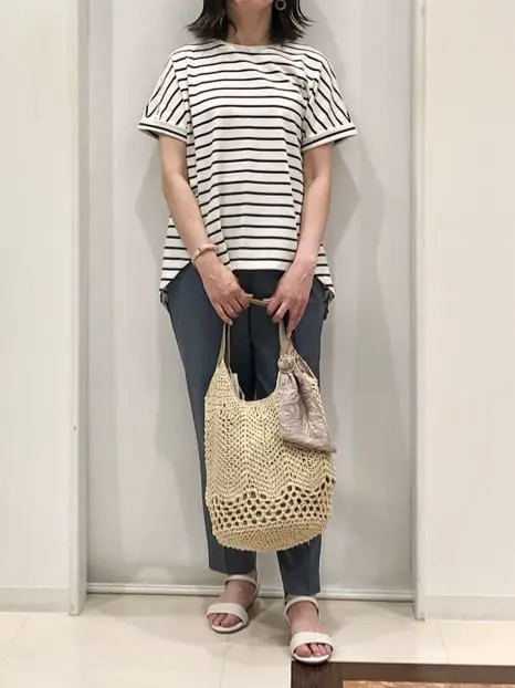 ANY SIS スタッフ コーディネート画像