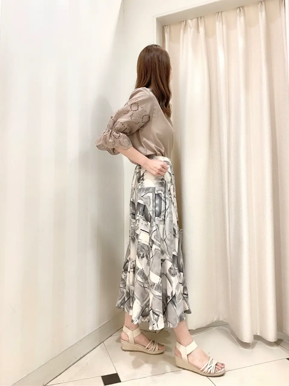 ANY SIS 金井 コーディネート画像