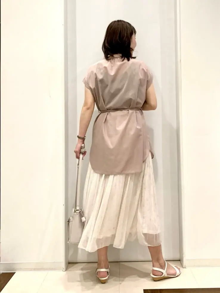 ANY SIS 横田 コーディネート画像