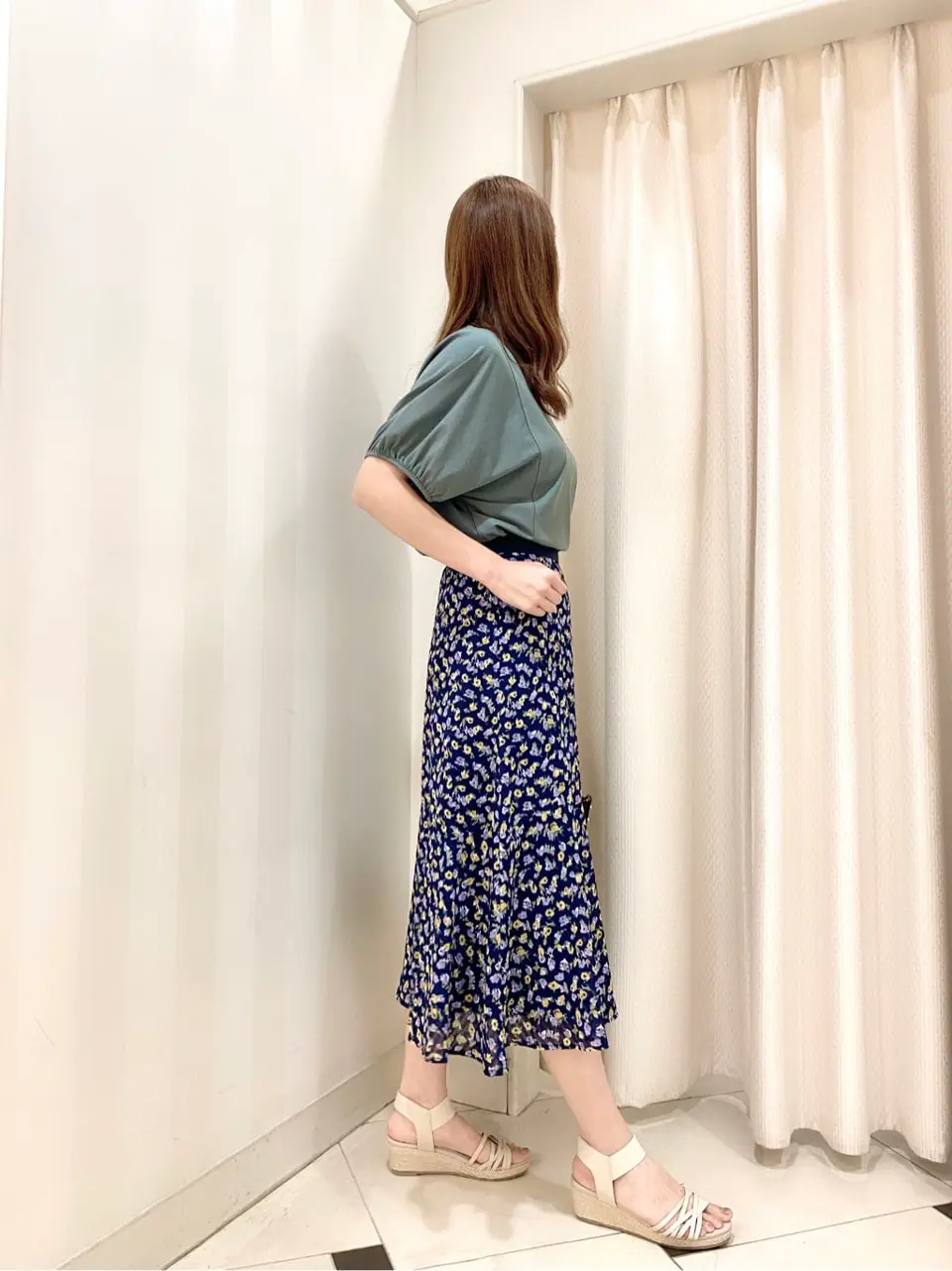 ANY SIS 金井 コーディネート画像