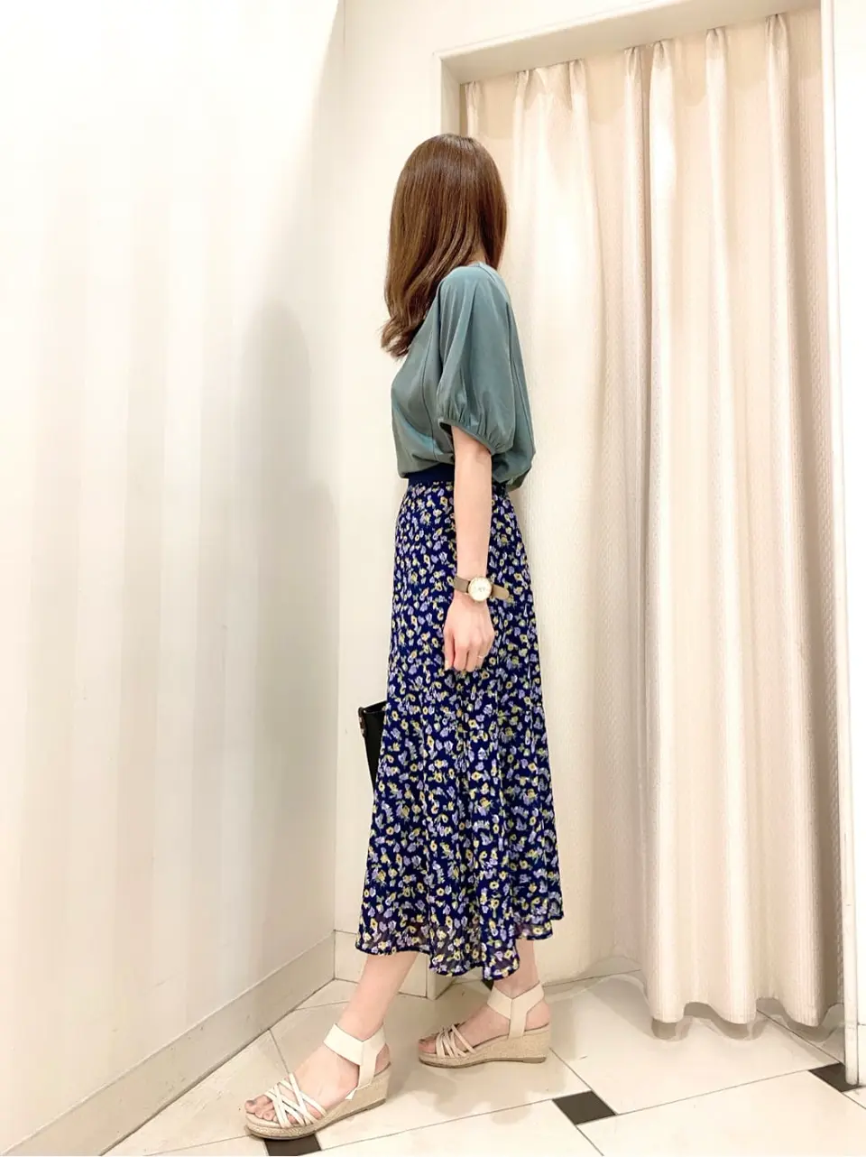 ANY SIS 金井 コーディネート画像