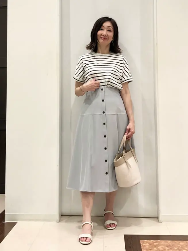 ANY SIS スタッフ コーディネート画像