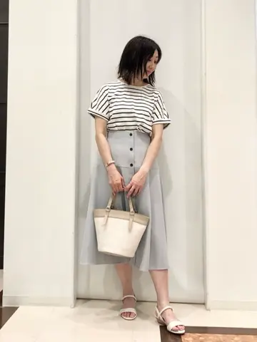 ANY SIS スタッフ コーディネート画像